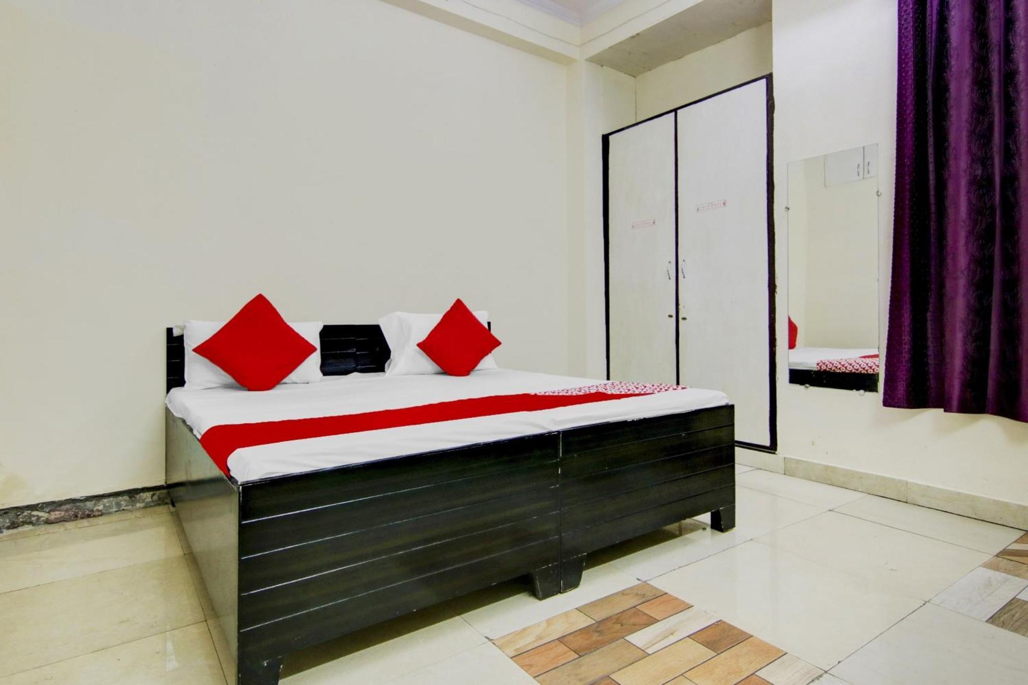 O Hansa Residency Near Akshardham