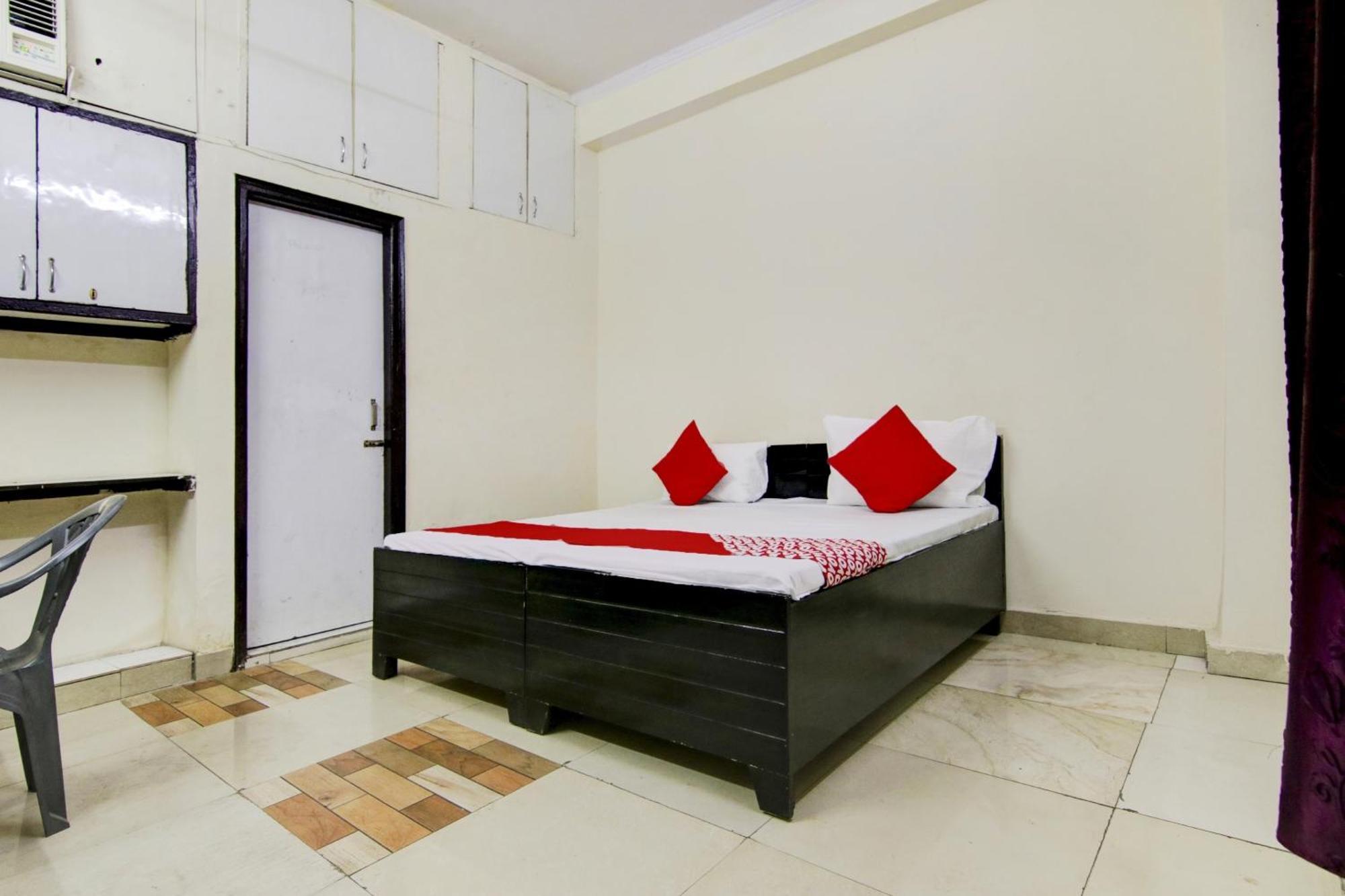 O Hansa Residency Near Akshardham 3* New Delhi